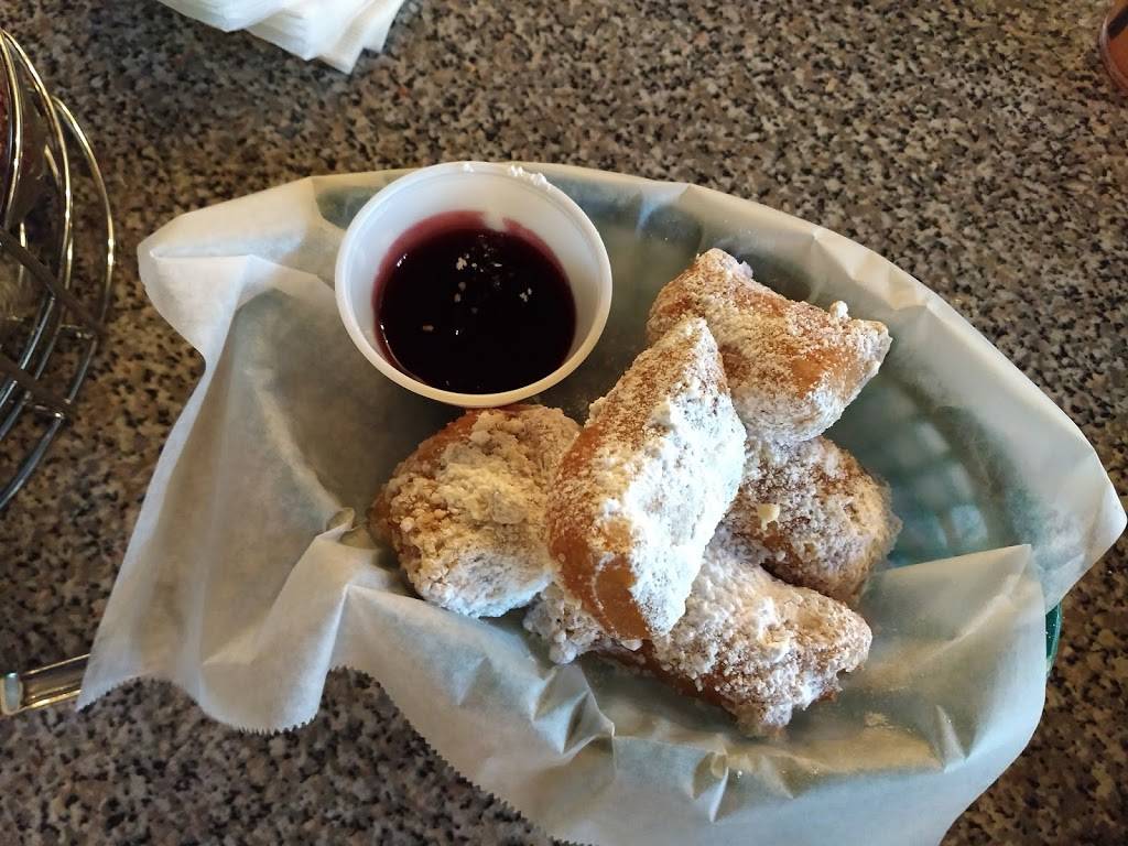 J. Dels Pizza | restaurant | 2664 Teaster Ln #104A, Pigeon Forge, TN 37863, USA | 8653663050 OR +1 865-366-3050