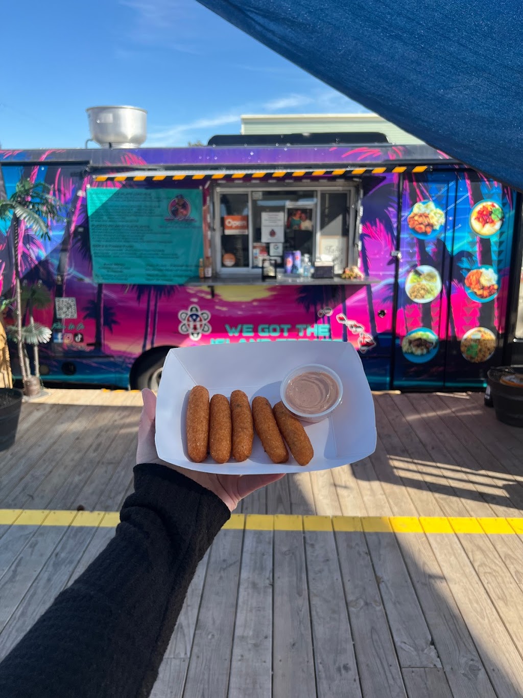 Be Cool Be Calm Eats | restaurant | 402 W Main St, La Porte, TX 77571, USA | 5034401660 OR +1 503-440-1660