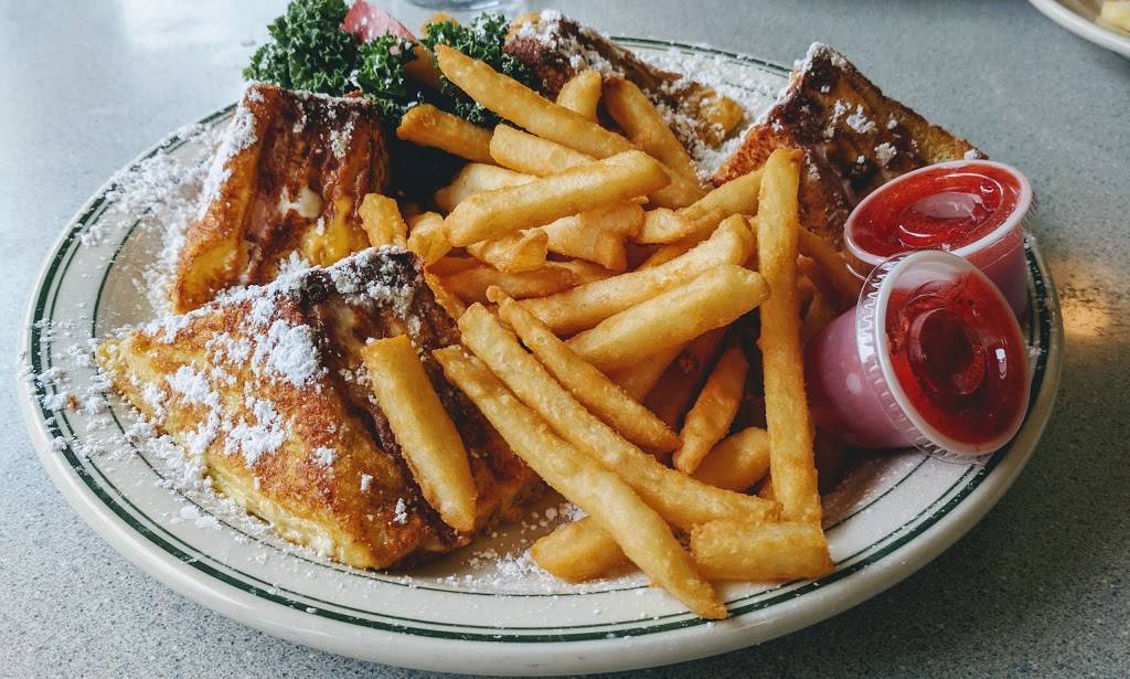 Bee Hive Restaurant | restaurant | 300 S Main St, Montesano, WA 98563, USA | 3602494131 OR +1 360-249-4131