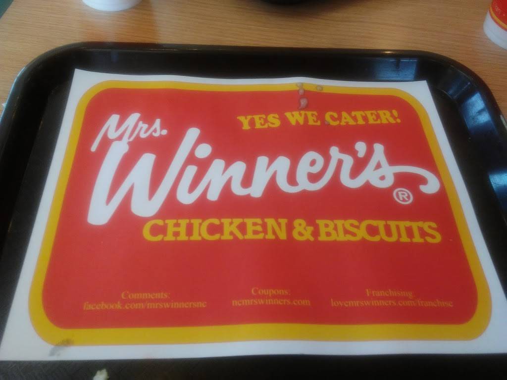 Mrs Winners Chicken & Biscuits | restaurant | 2904 Randleman Rd, Greensboro, NC 27406, USA | 3365743140 OR +1 336-574-3140