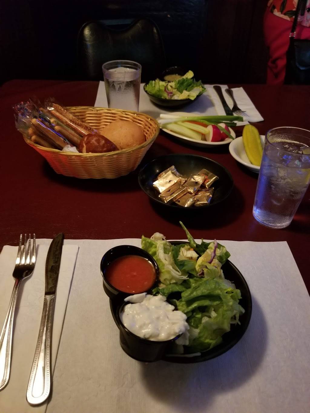 Tobys Supper Club | restaurant | 3717 S Dutch Mill Rd, Madison, WI 53718, USA | 6082226913 OR +1 608-222-6913