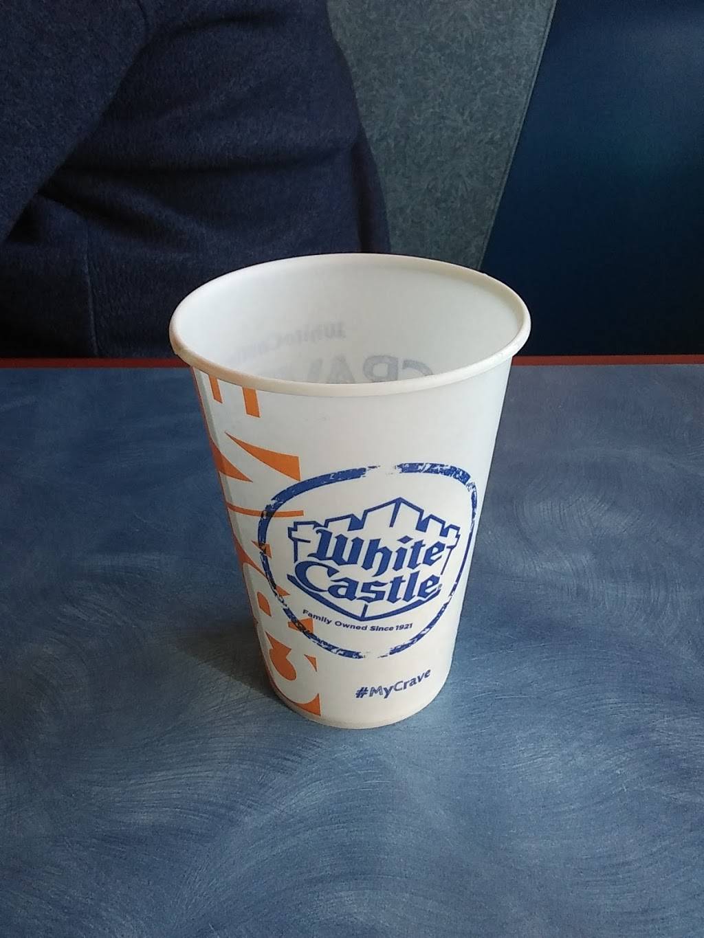 White Castle | restaurant | 5618 W North Ave, Chicago, IL 60639, USA | 7738890194 OR +1 773-889-0194