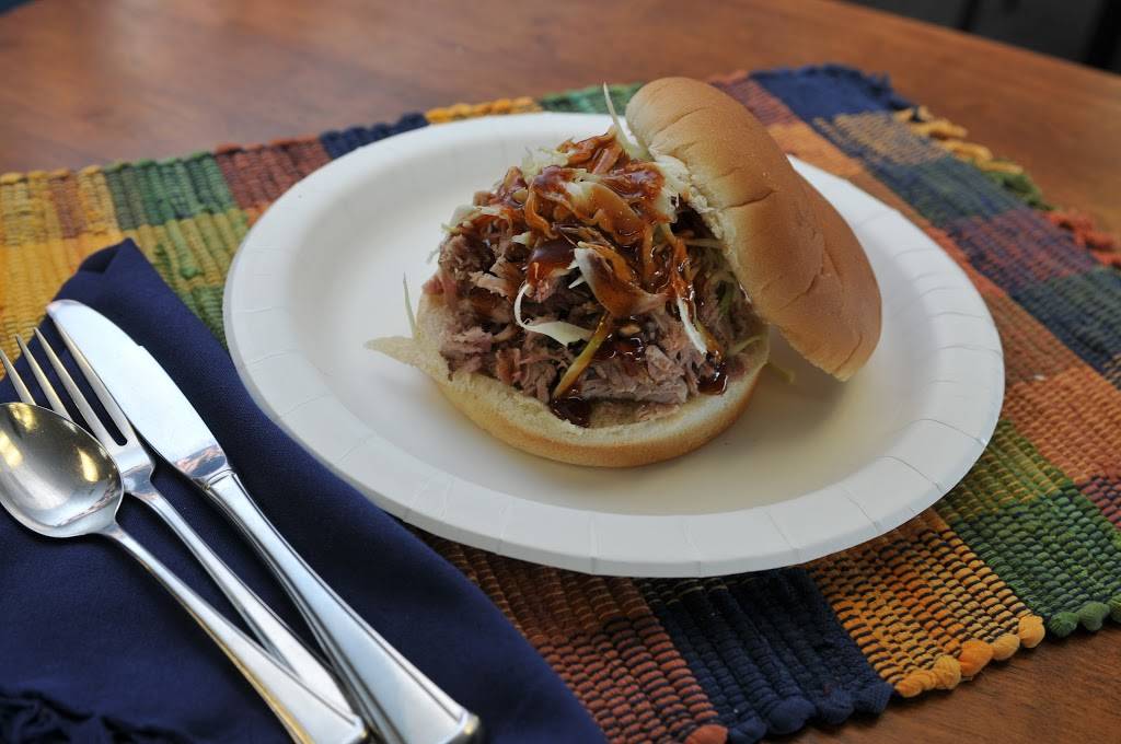 Beaugards Southern Bar "B" Que | restaurant | 975 S South St, Wilmington, OH 45177, USA | 9376558100 OR +1 937-655-8100