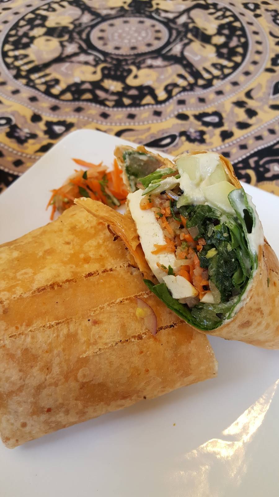 Karma Café | restaurant | 8 Brookdale Rd, Asheville, NC 28804, USA | 8282301668 OR +1 828-230-1668