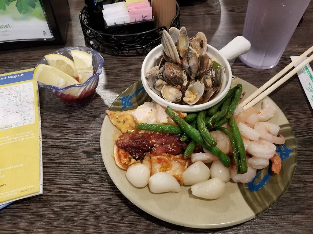 W Spoon Buffet | restaurant | near costco, 14689 Valley Center Dr suite c, Victorville, CA 92395, USA | 7602410900 OR +1 760-241-0900