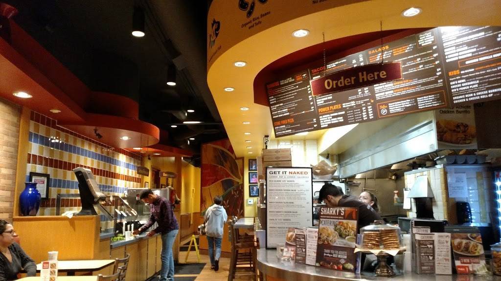 Sharkys Woodfired Mexican Grill | restaurant | 10119 W Riverside Dr, Toluca Lake, CA 91602, USA | 8185081900 OR +1 818-508-1900