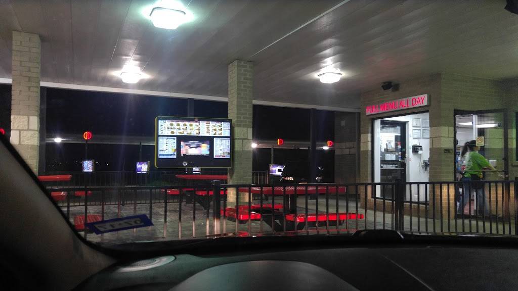Sonic Drive-In | restaurant | 1800 Oates Dr, Mesquite, TX 75150, USA | 9726813122 OR +1 972-681-3122