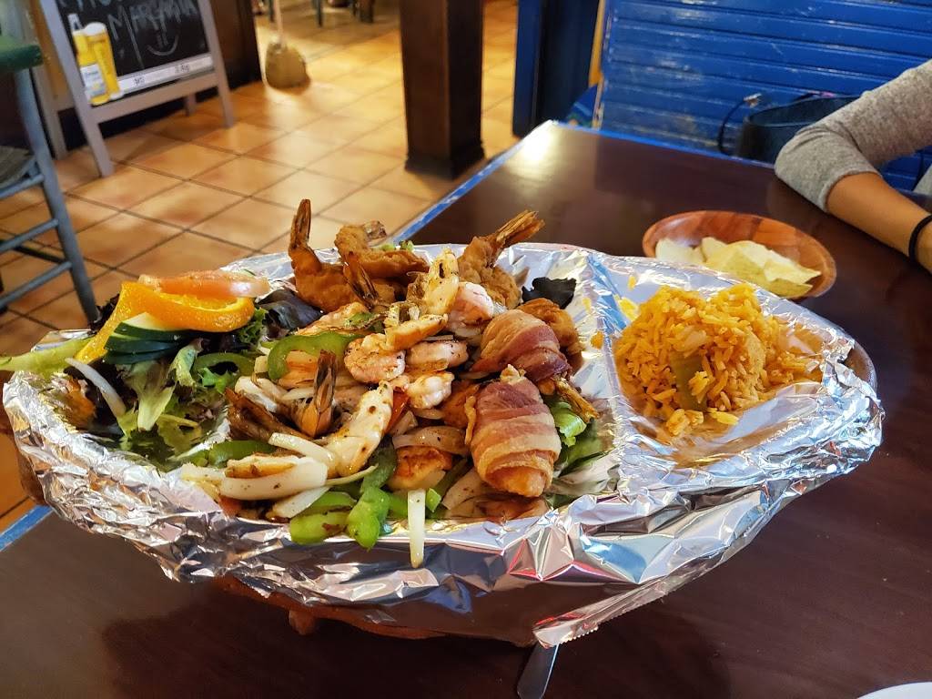 Mariscos Mi Mazatlán | restaurant | 5601 E 22nd St, Tucson, AZ 85711, USA | 5207902888 OR +1 520-790-2888