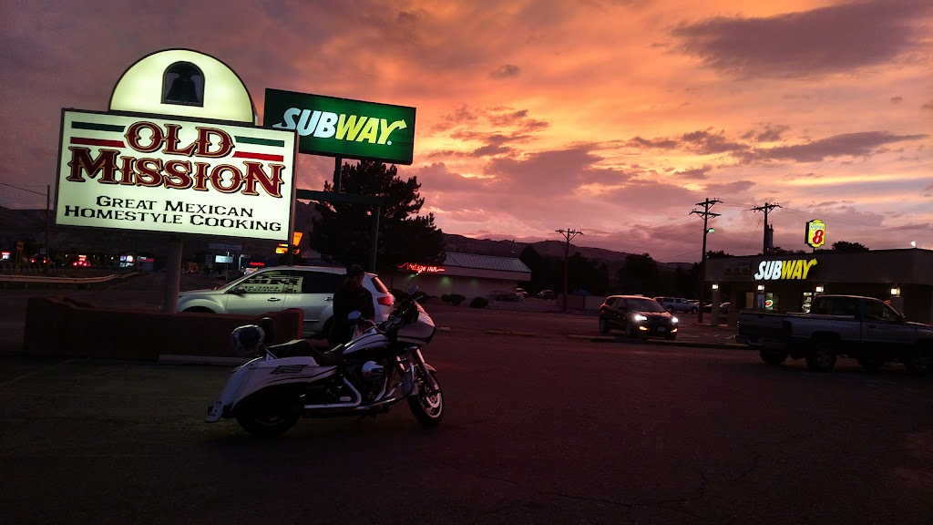 Old Mission Mexican Restaurant | restaurant | 1905 Fremont Dr, Cañon City, CO 81212, USA | 7192756780 OR +1 719-275-6780