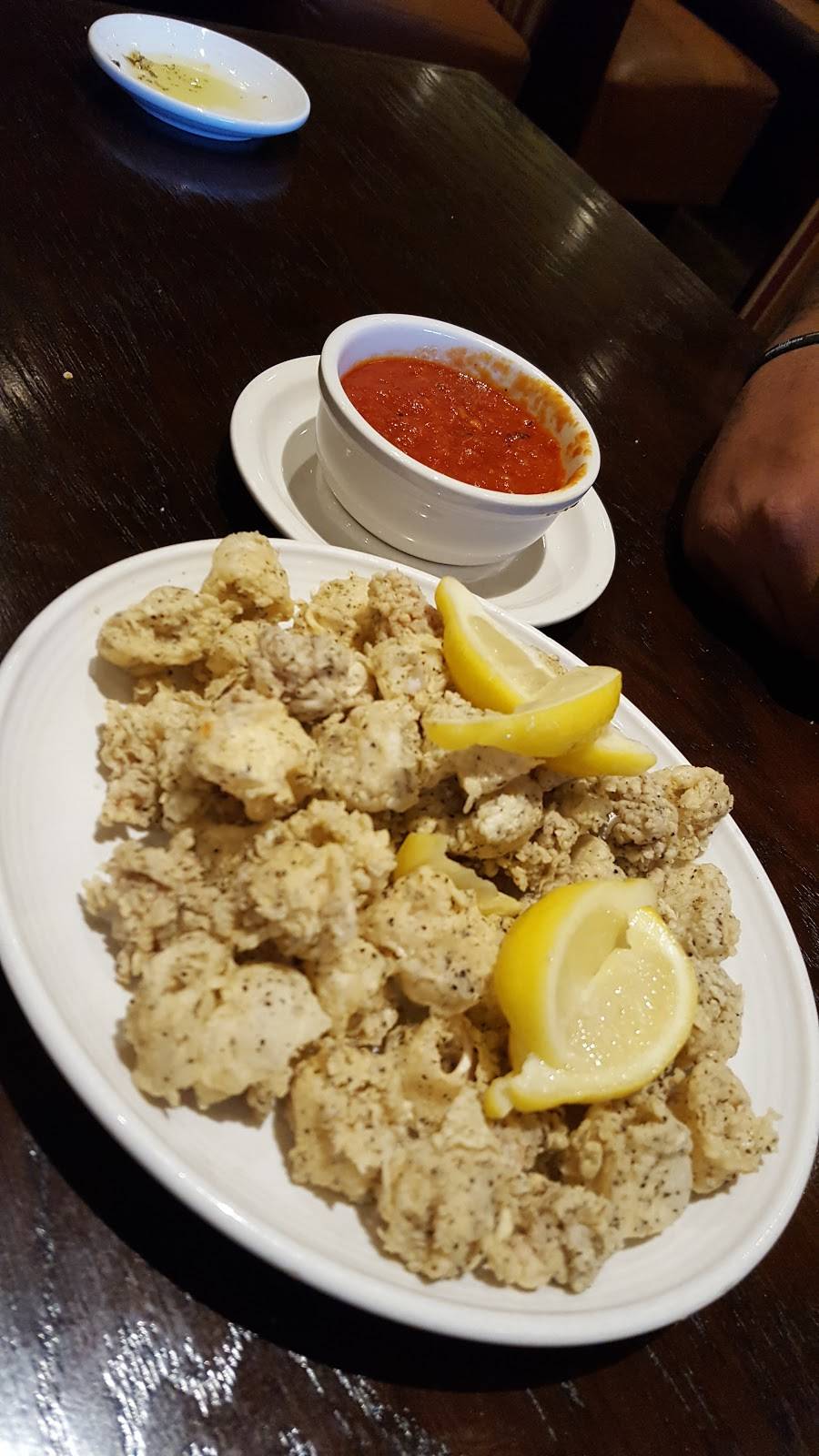 Carrabbas Italian Grill | restaurant | 8406 Blanding Blvd, Orange Park, FL 32073, USA | 9047772225 OR +1 904-777-2225