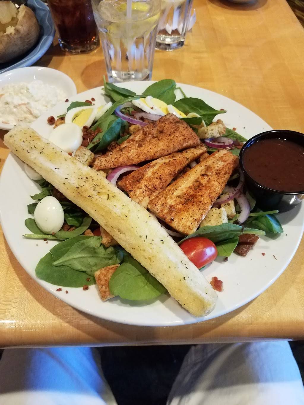 Hennys Grill and Bar | restaurant | 1290 National Hwy, Cumberland, MD 21502, USA | 3017291746 OR +1 301-729-1746