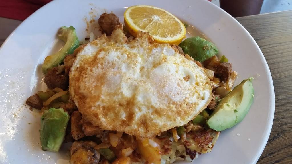 Two Trees Restaurant and Taps | restaurant | 7822 Telegraph Rd, Ventura, CA 93004, USA | 8056593365 OR +1 805-659-3365