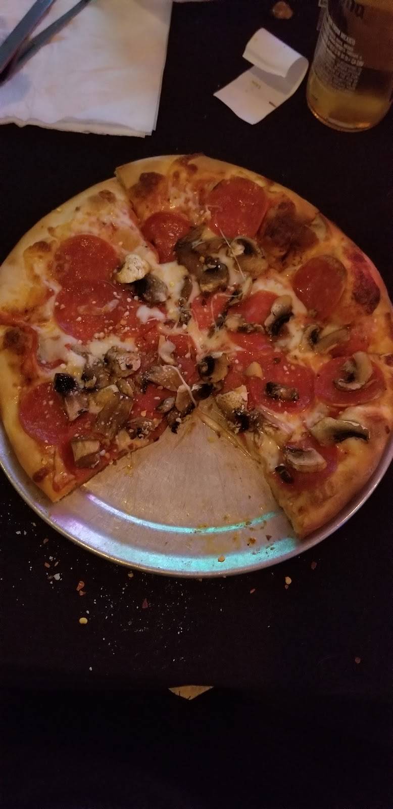 The Waterway House Sports and Spirits | restaurant | 9814 N Kings Hwy, Myrtle Beach, SC 29572, USA | 8432327077 OR +1 843-232-7077