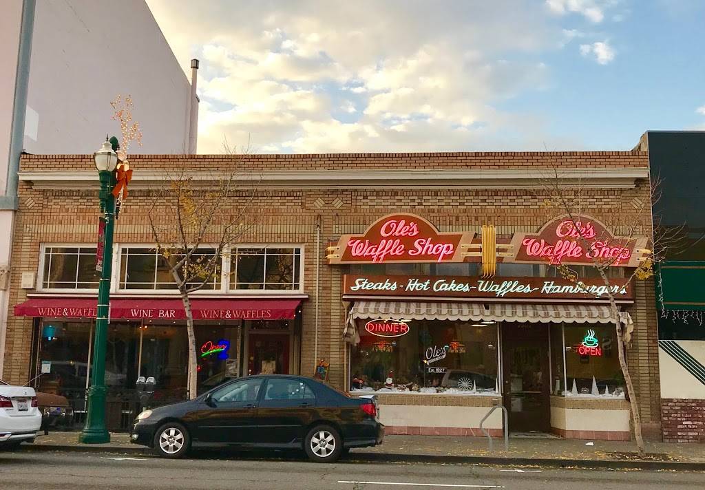 Wine and Waffles | restaurant | 1505 Park St, Alameda, CA 94501, USA | 5105232301 OR +1 510-523-2301