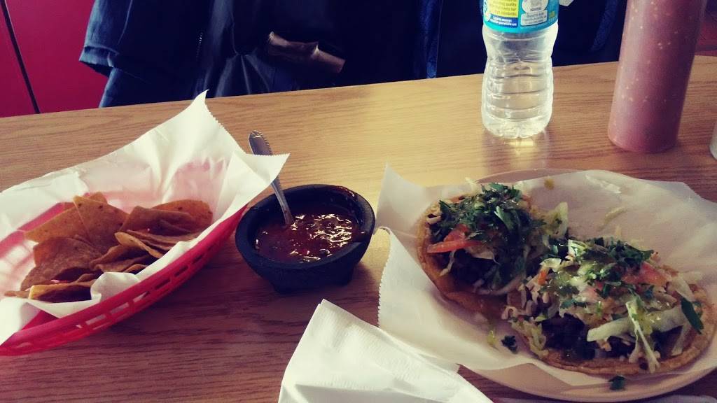 La Perla Tapatia | restaurant | 3251 W North Ave, Chicago, IL 60647, USA | 7734863120 OR +1 773-486-3120