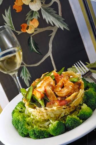 George & Sons Asian Cuisine | restaurant | 11291 E Vía Linda, Scottsdale, AZ 85259, USA | 4806616336 OR +1 480-661-6336