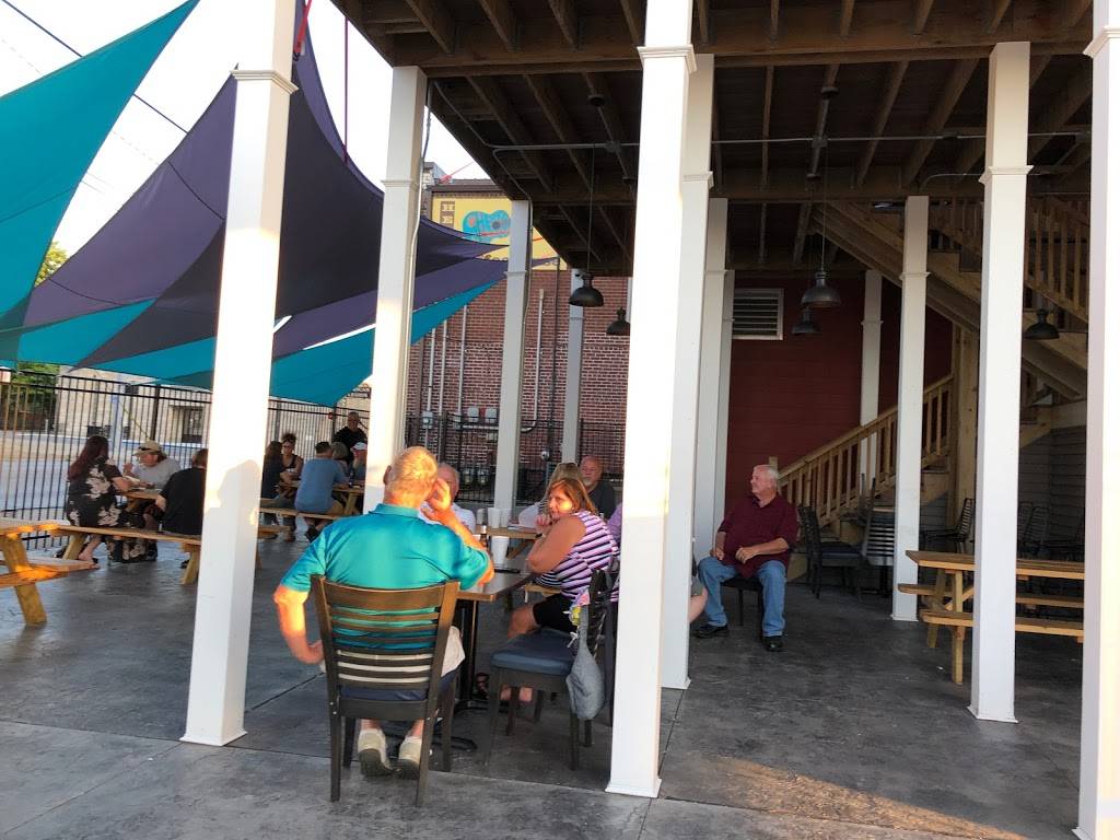 The Chamber | restaurant | 422 E Main St, Washington, IN 47501, USA | 8126749116 OR +1 812-674-9116