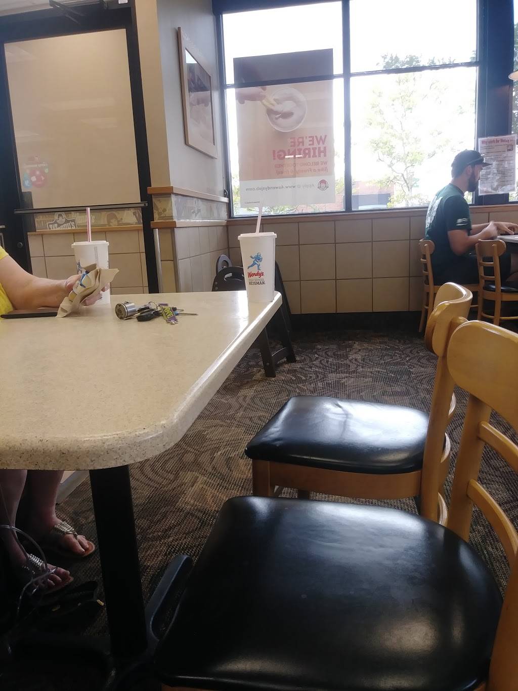 Wendys | restaurant | 7434 Turfway Rd, Florence, KY 41042, USA | 8592835171 OR +1 859-283-5171