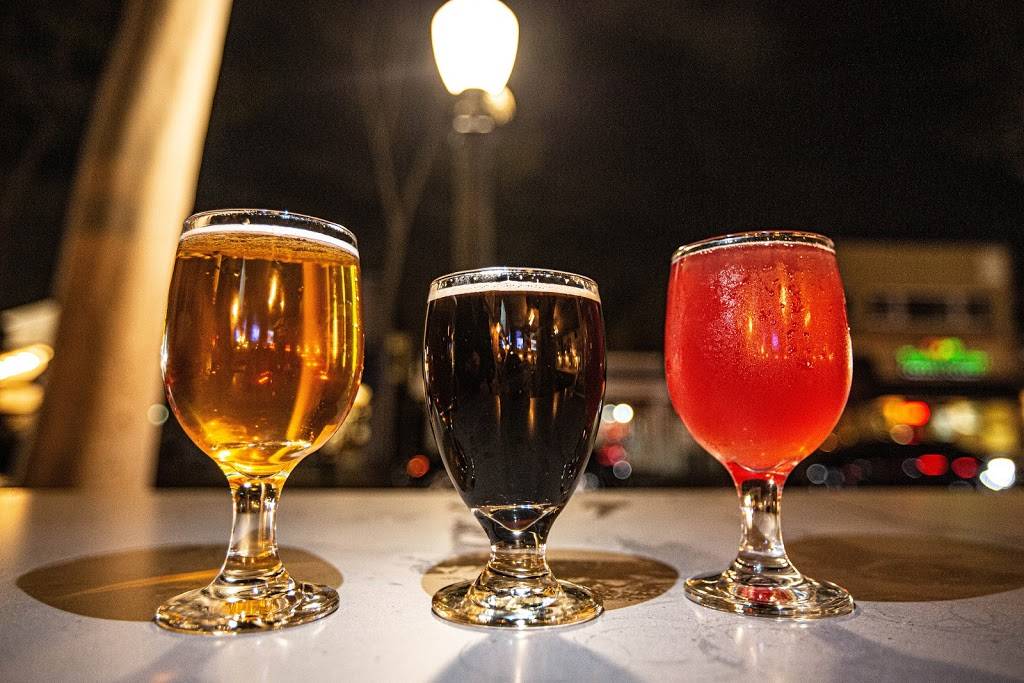 Snipe Island Crafthouse | restaurant | 305 Marine Ave, Newport Beach, CA 92662, USA | 9494325799 OR +1 949-432-5799