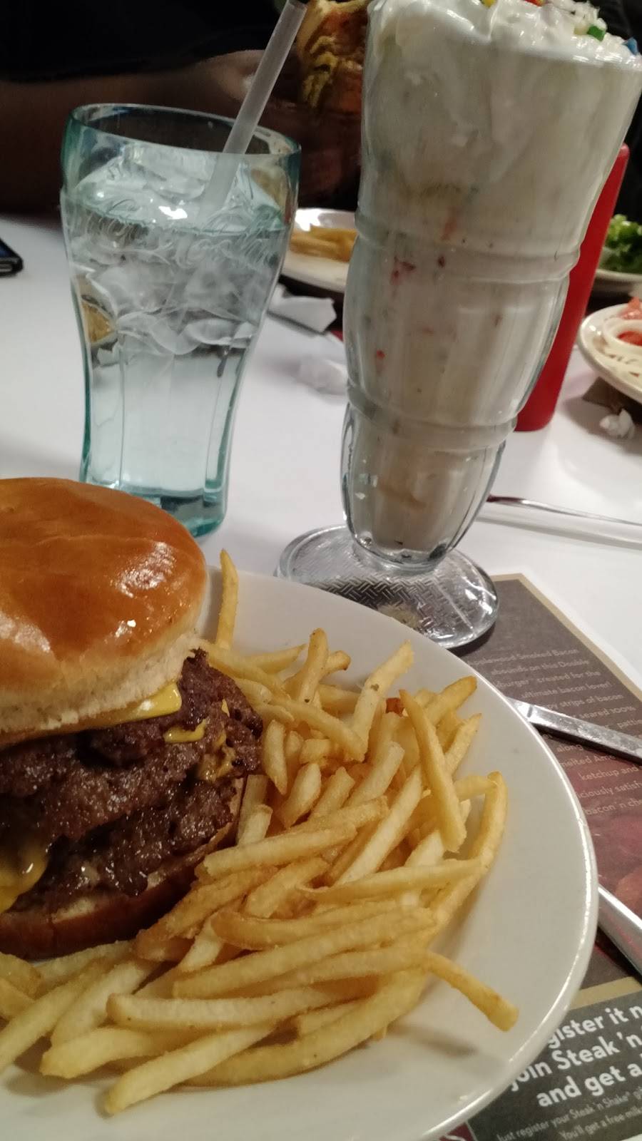 Steak n Shake | restaurant | 80 Homer M Adams Pkwy, Alton, IL 62002, USA | 6182080571 OR +1 618-208-0571
