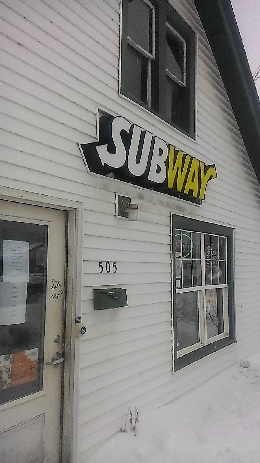 Subway | restaurant | 505 Genesee St, Chittenango, NY 13037, USA | 3156877532 OR +1 315-687-7532