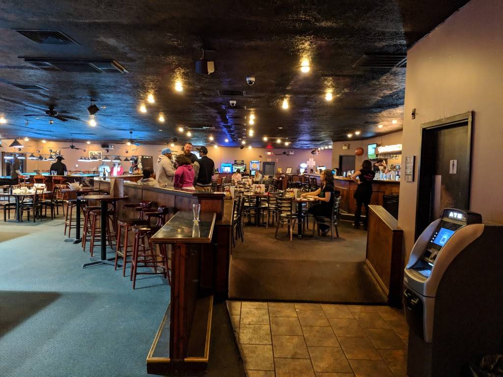 Starships Billiards & The Enterprise Grill | restaurant | 3015 Grand Prix Dr, Decatur, IL 62526, USA | 2178728882 OR +1 217-872-8882