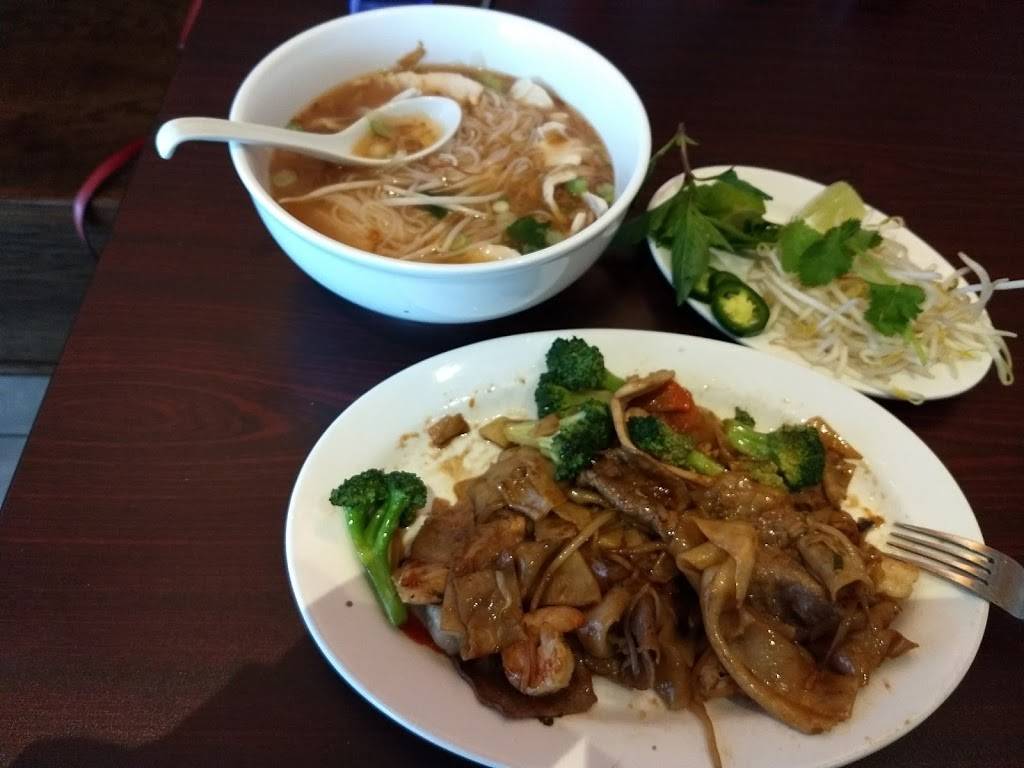 Good Pho U | restaurant | 958 2nd St NE, Hickory, NC 28601, USA | 8288551811 OR +1 828-855-1811