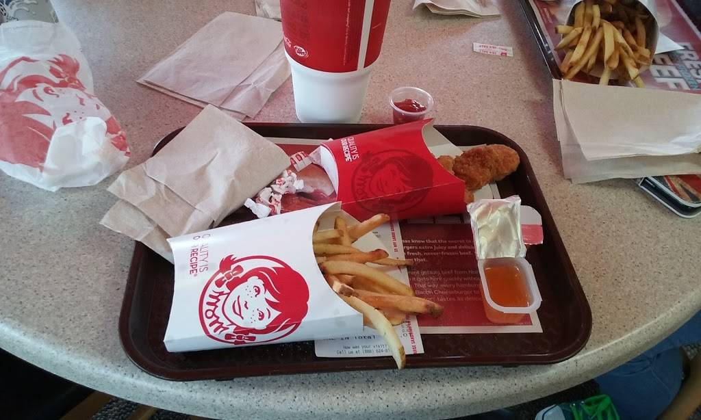 Wendys | restaurant | 123 Forks of the River Pkwy, Sevierville, TN 37862, USA | 8654531526 OR +1 865-453-1526