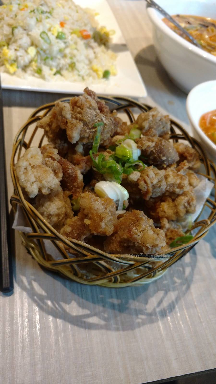 Hui Lau Shan | meal takeaway | 701 Wonderland Rd N, London, ON N6H 0H8, Canada | 5197012116 OR +1 519-701-2116