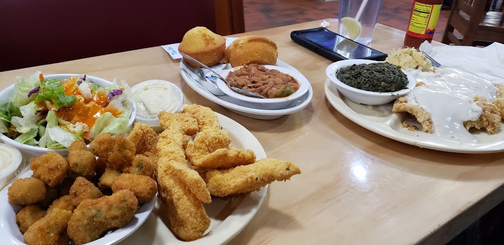 Dixie House Cafe | restaurant | 900 Airport Fwy, Hurst, TX 76054, USA | 8173933535 OR +1 817-393-3535