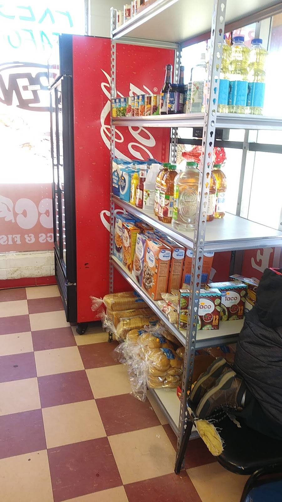 C C Wings & Fish | restaurant | 3011 Houston Ave, Macon, GA 31206, USA | 4782542630 OR +1 478-254-2630