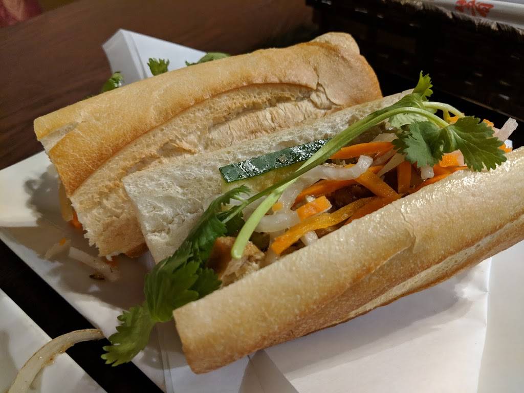 Lotus Bistro | restaurant | 325 Old Newport Blvd #1, Newport Beach, CA 92663, USA | 9492876827 OR +1 949-287-6827