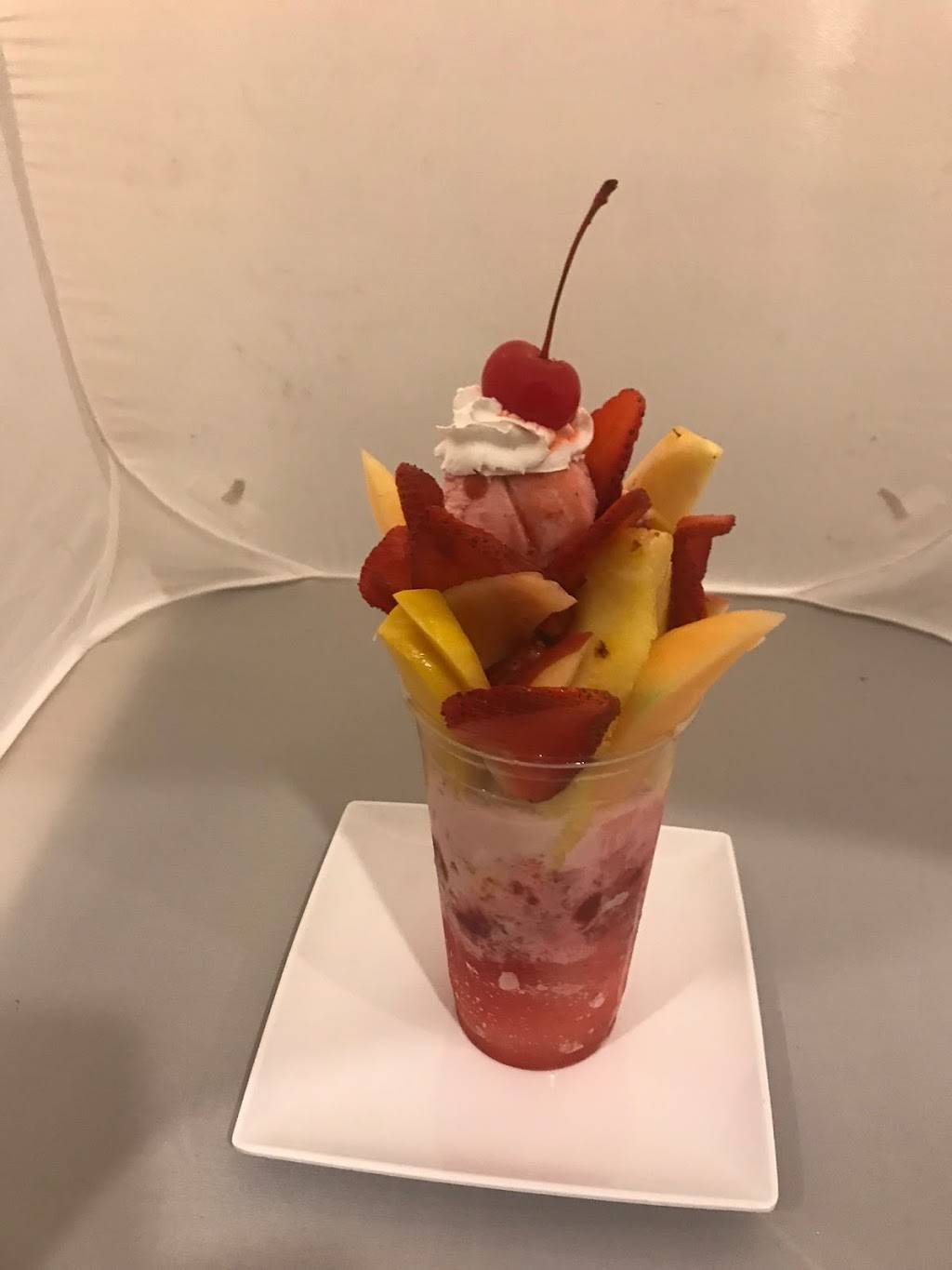 Marys Paleteria Y Neveria | restaurant | 2 N White Rd, San Jose, CA 95127, USA | 4084935671 OR +1 408-493-5671