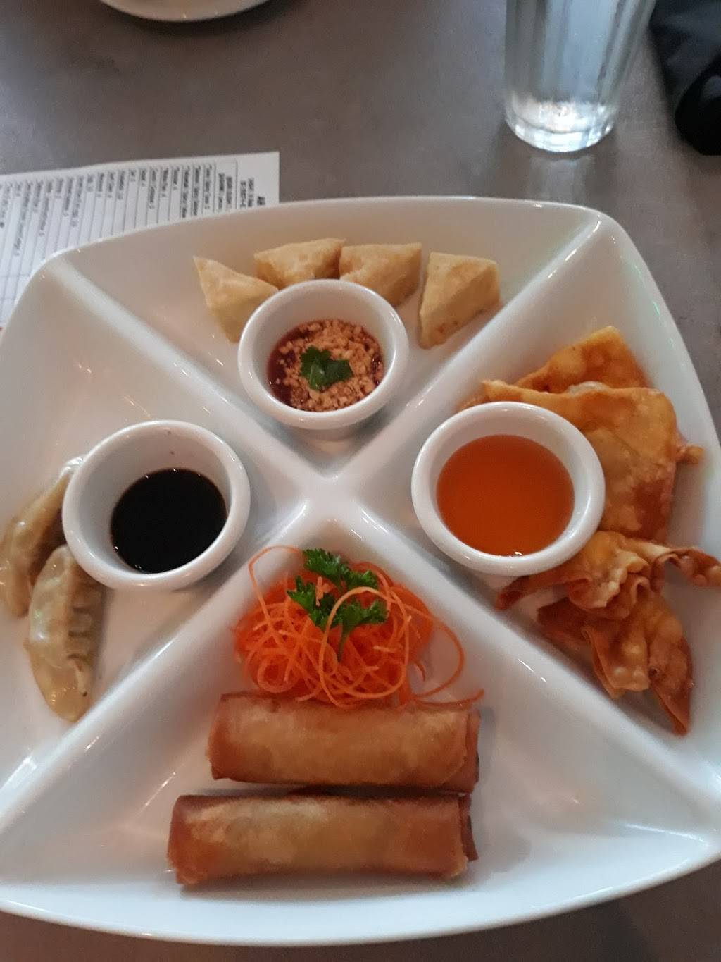 Ahi Asian Bistro | restaurant | 14841 N Dale Mabry Hwy, Tampa, FL 33618, USA | 8133745756 OR +1 813-374-5756