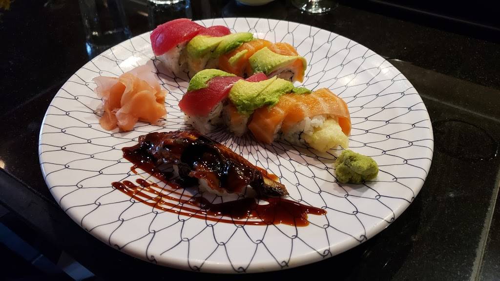 Sushi Avenue on the Square | restaurant | 131 Sycamore St, Decatur, GA 30030, USA | 4043780228 OR +1 404-378-0228
