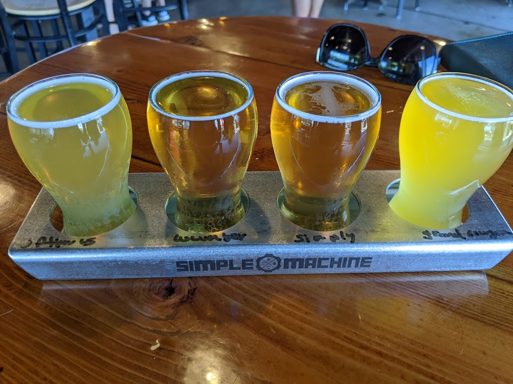 Simple Machine Brewing Company | restaurant | 701 W Deer Valley Rd STE 1, Phoenix, AZ 85027, USA | 6234699199 OR +1 623-469-9199