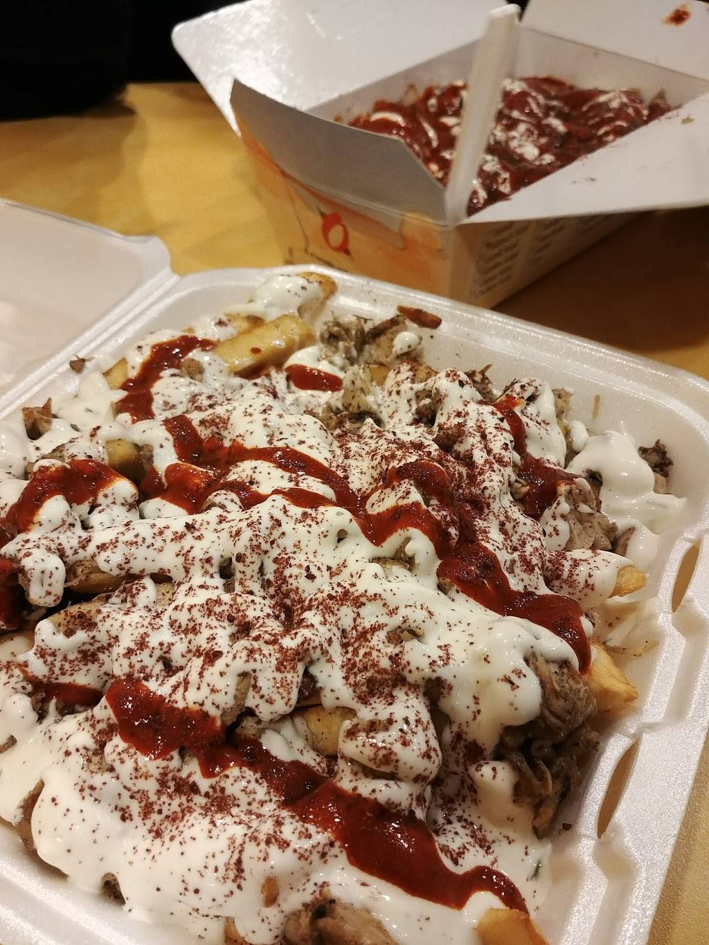 Osmows Shawarma | restaurant | 19 Wyndham St N, Guelph, ON N1H 4E5, Canada | 5198364747 OR +1 519-836-4747