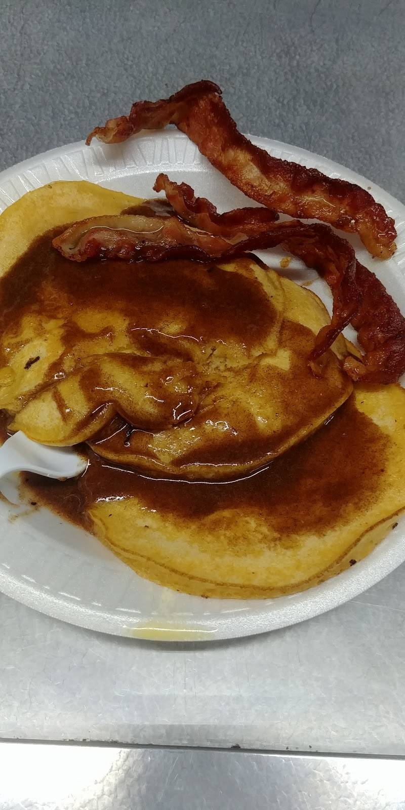 Possum Creek Restaurant | restaurant | 3267 Rockhold Rd, Bluff City, TN 37618, USA | 4235383337 OR +1 423-538-3337