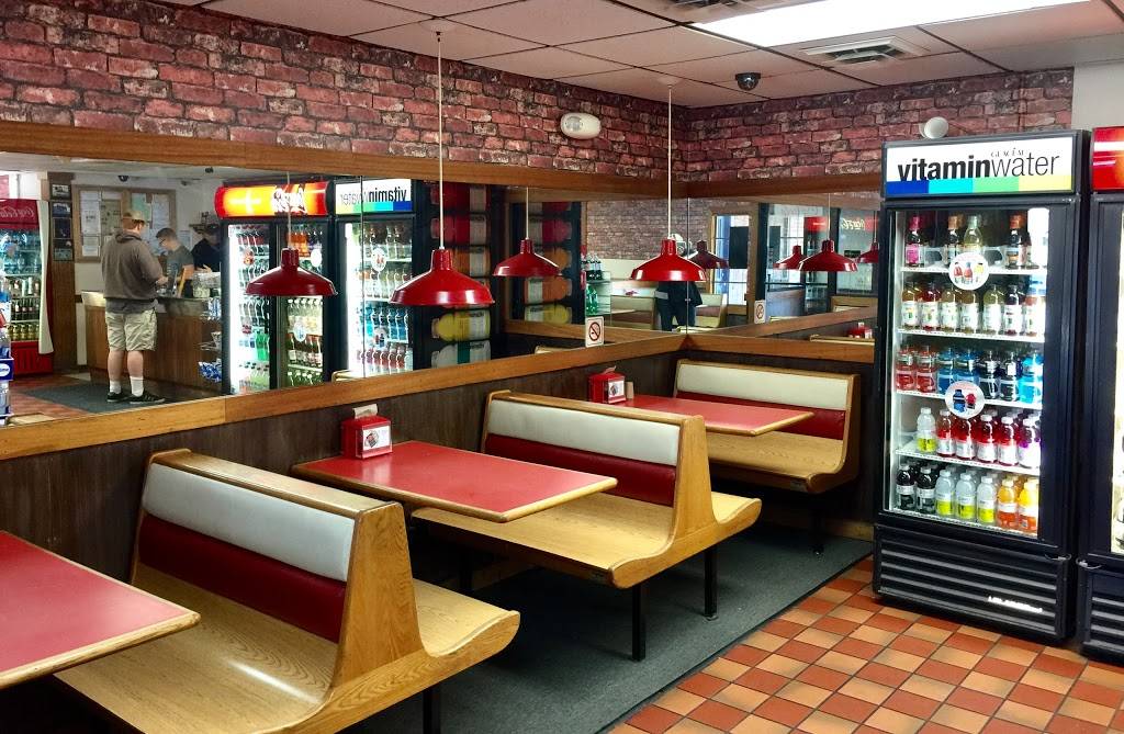 Sandwich Pizza House | restaurant | 152 MA-6A, Sandwich, MA 02563, USA | 5088885104 OR +1 508-888-5104