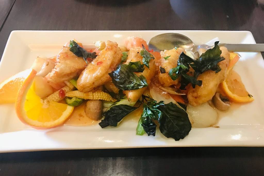 Authentic Thai Cuisine | restaurant | 3829 SE Division St, Portland, OR 97202, USA | 5032342521 OR +1 503-234-2521