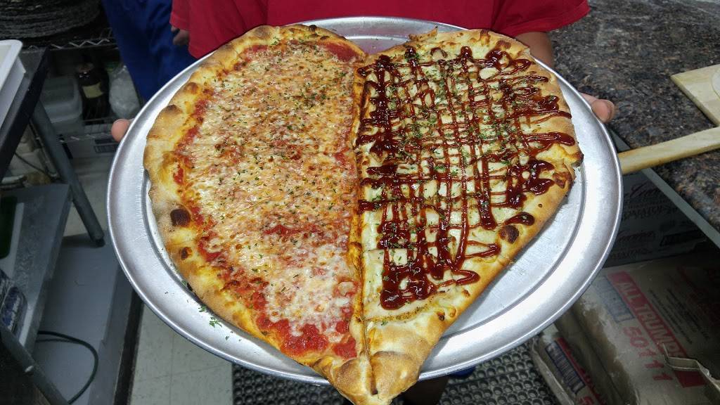 Roma Pizza | restaurant | 5 Union St, Kennebunkport, ME 04046, USA | 2072727372 OR +1 207-272-7372