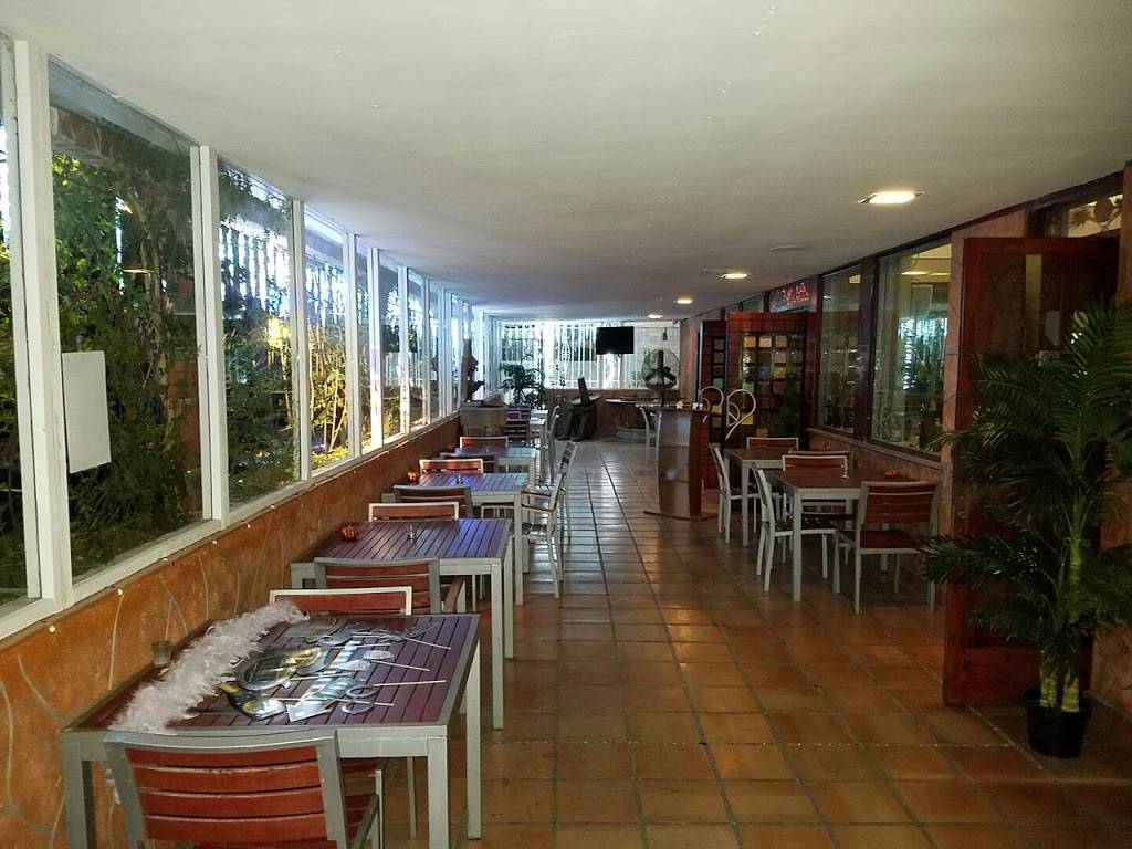 Casa Nueva Lounge | restaurant | 23759 Roscoe Blvd, West Hills, CA 91307, USA | 8183407900 OR +1 818-340-7900