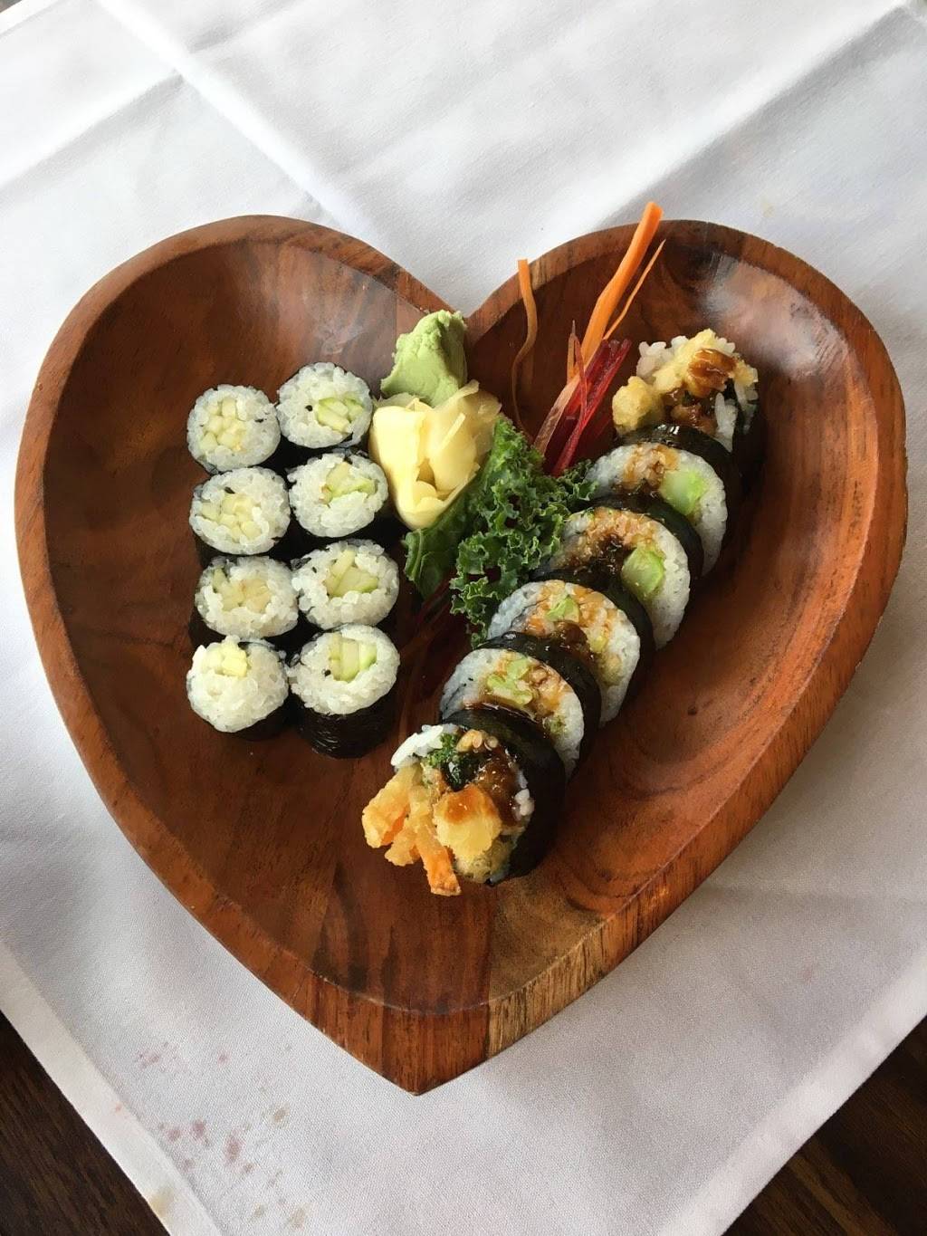 Nguyens Vietnamese Cuisine & Sushi Bar | cafe | 286 Humphrey St, Swampscott, MA 01907, USA | 7815920047 OR +1 781-592-0047