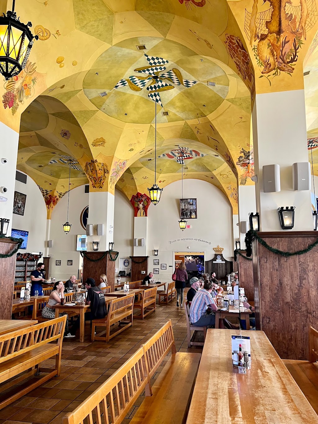 Hofbrauhaus Las Vegas | restaurant | 4510 Paradise Rd, Las Vegas, NV 89169, USA | 7028532337 OR +1 702-853-2337