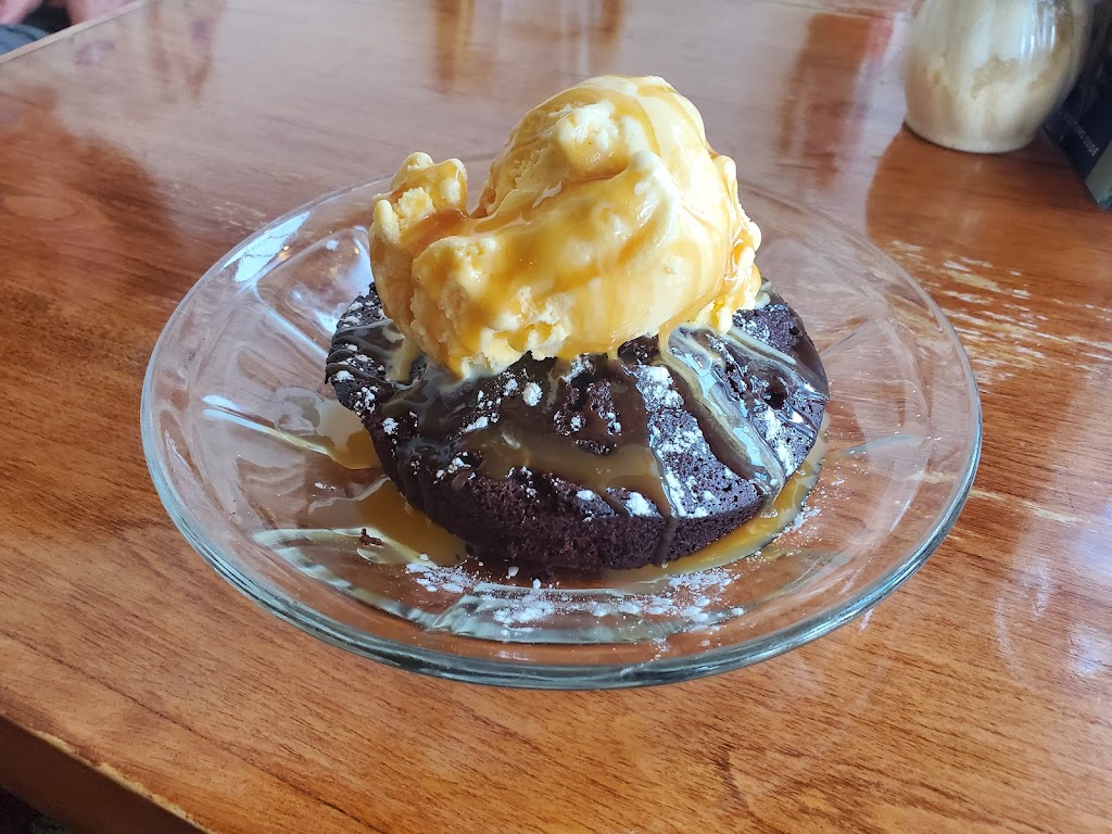 Gate City Craft Bar | restaurant | 244 S 1st St, Raton, NM 87740, USA | 5752457837 OR +1 575-245-7837