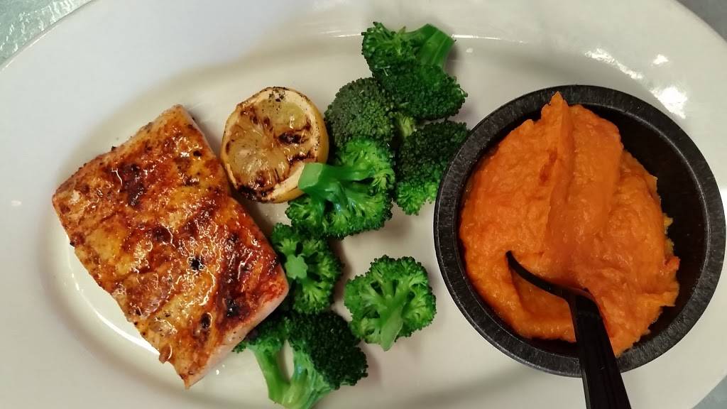 Sharkys Woodfired Mexican Grill | restaurant | 18426 Nordhoff St, Northridge, CA 91325, USA | 8187722800 OR +1 818-772-2800