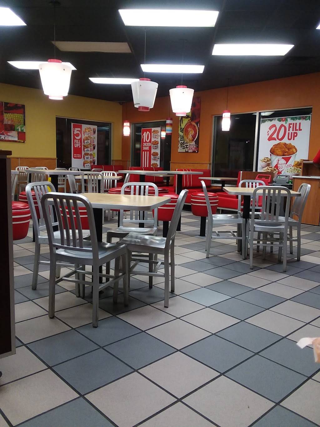 KFC | restaurant | 1674 Gadsden Hwy, Birmingham, AL 35235, USA | 2056613381 OR +1 205-661-3381