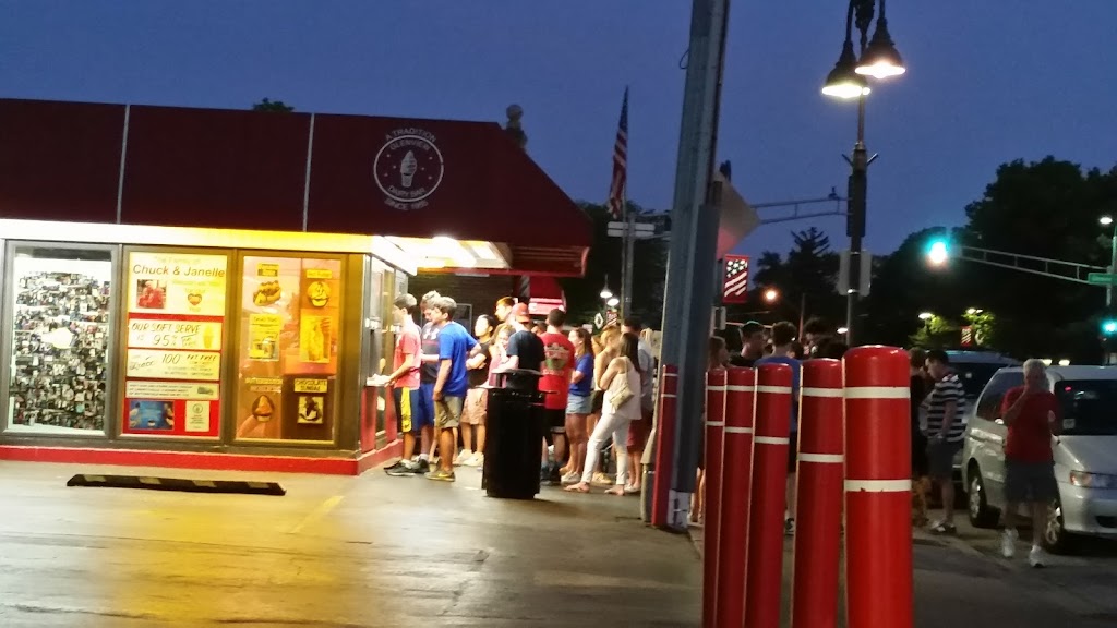 Glenview Dairy Bar | restaurant | 1015 Harlem Ave, Glenview, IL 60025, USA | 8477242029 OR +1 847-724-2029