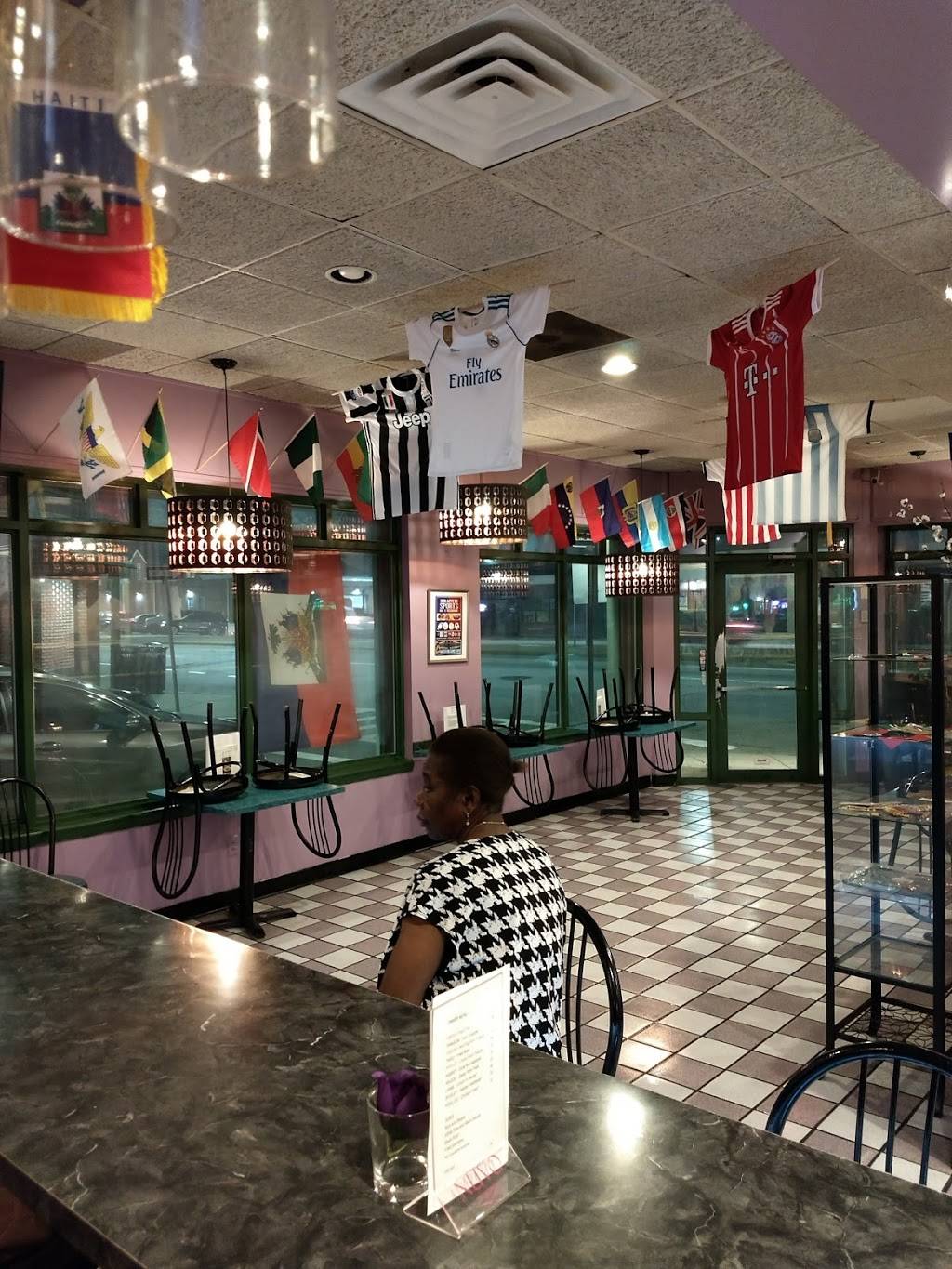 Bon Appetit Restaurant | restaurant | 1138 Blue Hill Avenue, Dorchester Center, MA 02124, USA | 6178255544 OR +1 617-825-5544