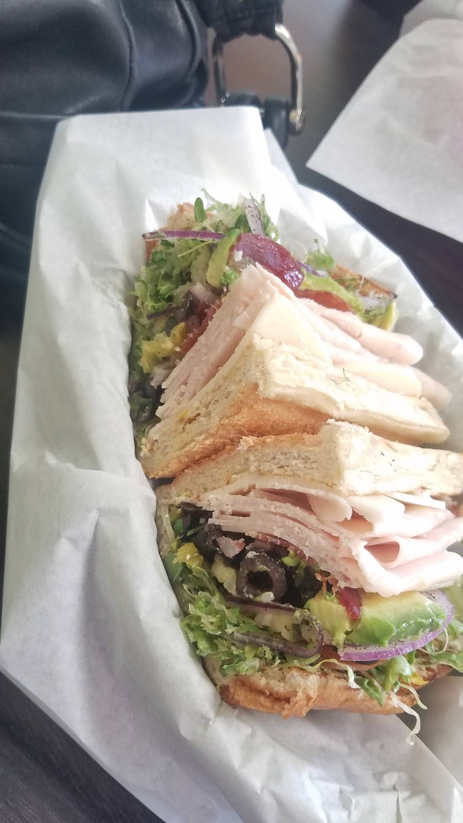 Deli Delicious | restaurant | 1321 Commerce Ave #1321-1325, Atwater, CA 95301, USA | 2093571500 OR +1 209-357-1500